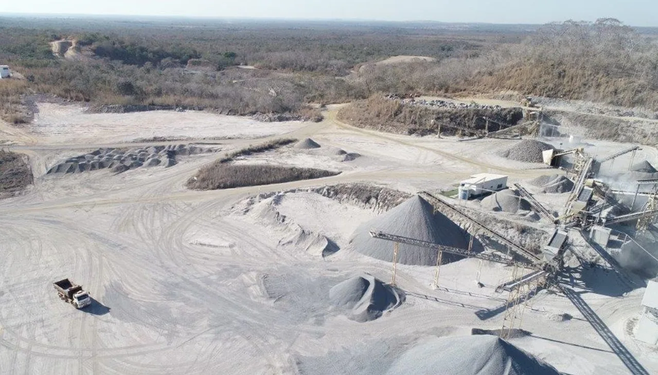 Na Mineradora Taquari, do Grupo Roncador, o pó de rocha virou um novo produto voltado à agricultura