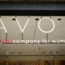 A Avon Products, comprada pela Natura em 2020, enfrenta processos judiciais de clientes que desenvolveram câncer