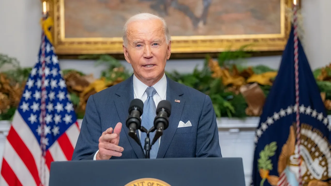 A um mês de deixar a Casa Branca, Biden anuncia meta climática dos EUA