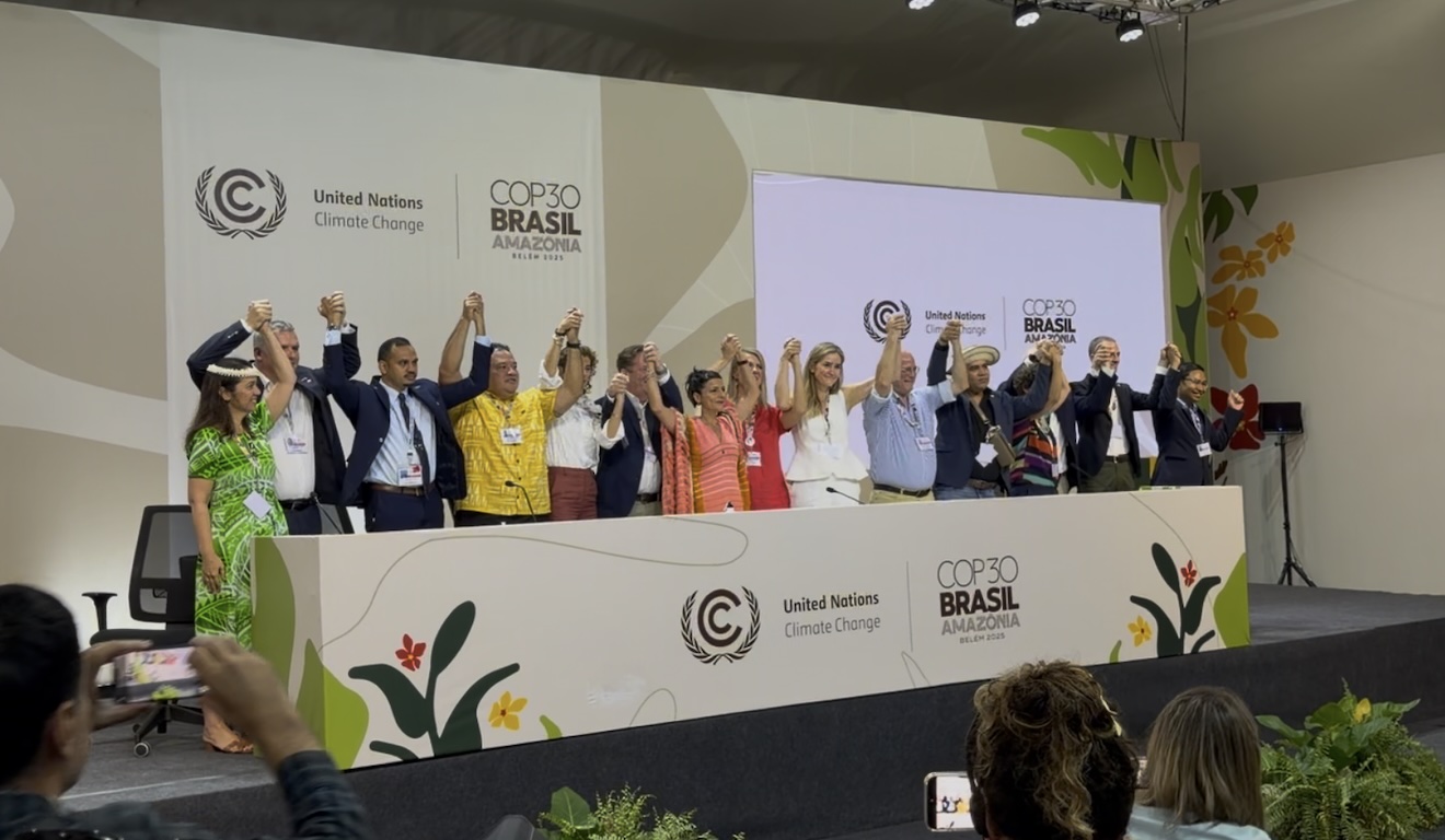 Colômbia aumenta pressão por fim de fósseis e lança conferência paralela Colômbia aumenta pressão por fim de fósseis e lança conferência paralela