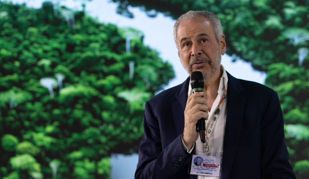 André Corrêa do Lago discursa durante a COP30 (Divulgação/UNFCCC) André Corrêa do Lago discursa durante a COP30 (Divulgação/UNFCCC)