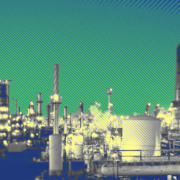 Montagem de diferentes atividades industriais como produ&ccedil;&atilde;o de petr&oacute;leo e g&aacute;s, a&ccedil;o e cimento. No canto superior direito, o logo Elei&ccedil;&otilde;es 2026