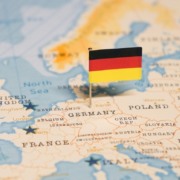 mapa da Europa com uma bandeira da Alemanha