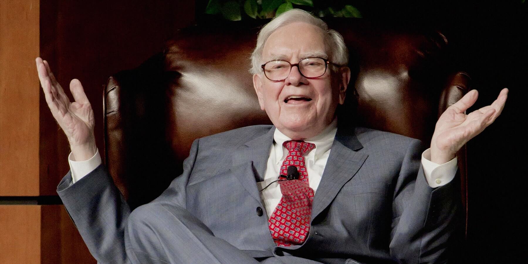 Maior fundo de pensão dos EUA quer Buffett fora da presidência do conselho da Berkshire