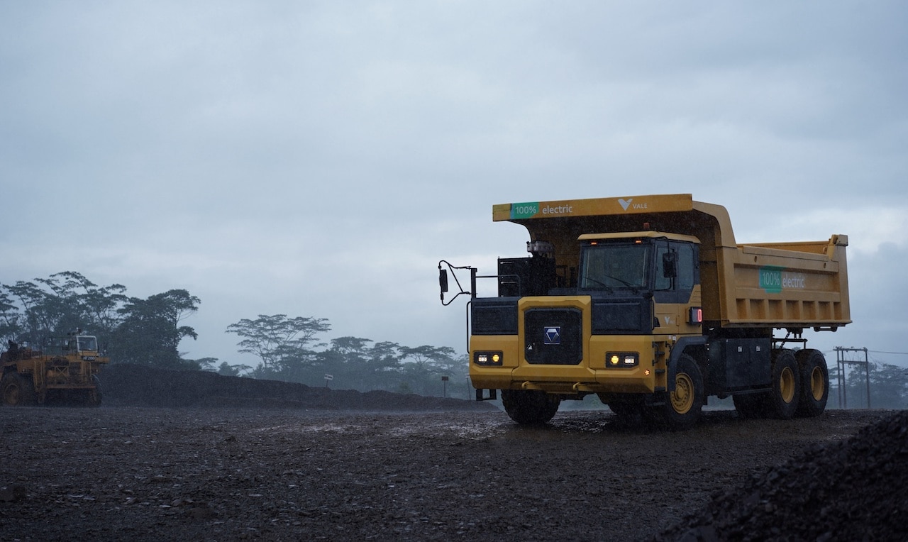 Caminhão elétrico da Vale em teste em mina da companhia na Indonésia