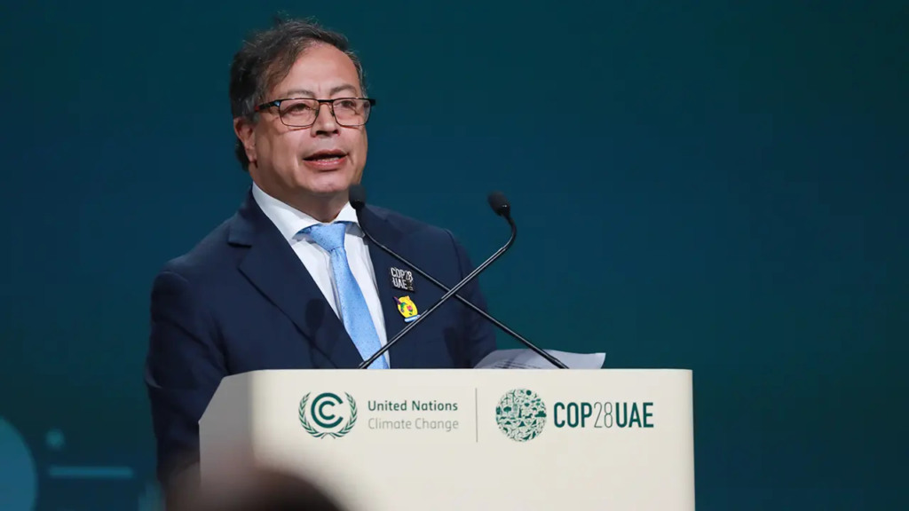 O presidente da Colômbia, Gustavo Petro, discursa na COP28